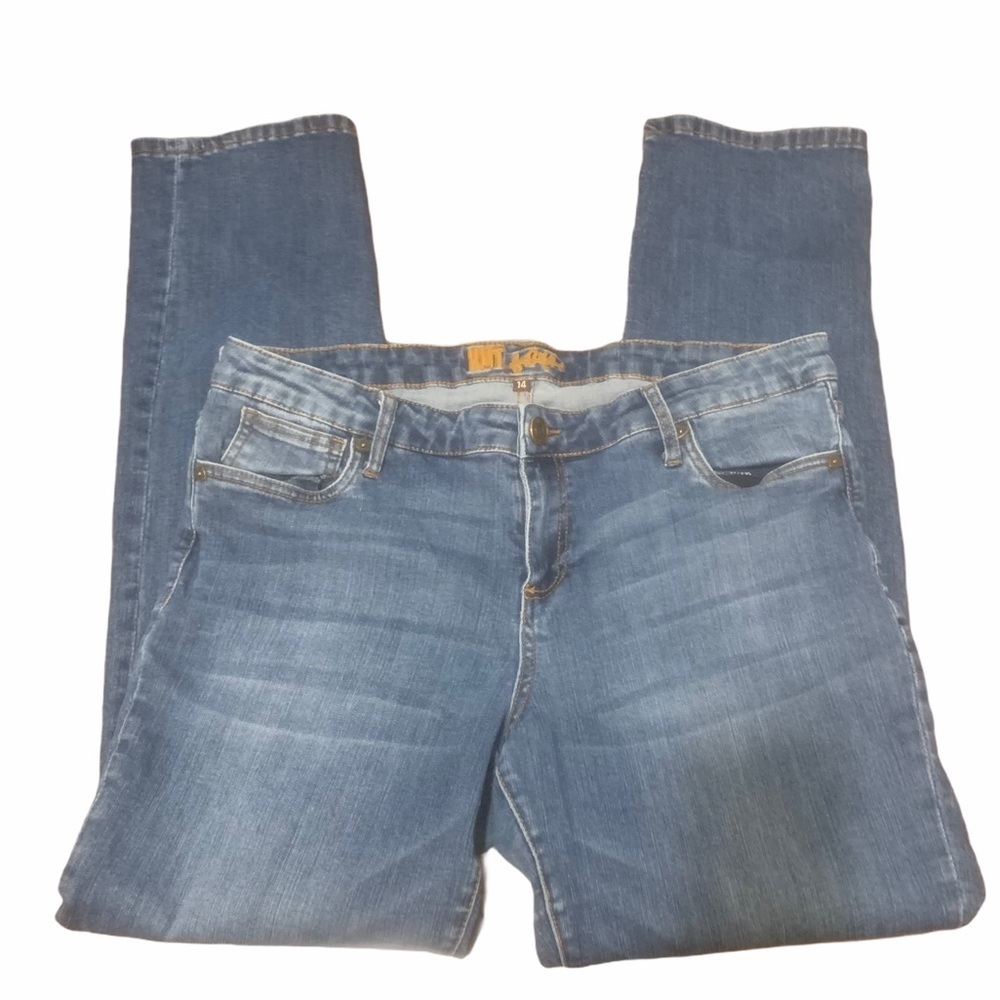 Kut from the Kloth medium wash Straight Jeans Sz14